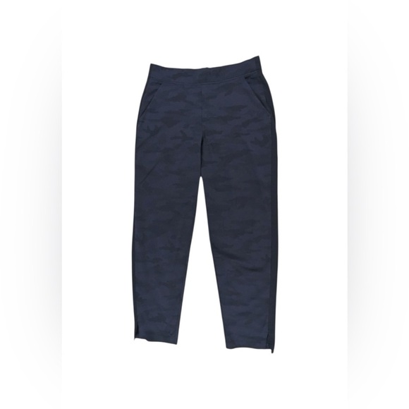 Athleta Brooklyn Blue Camo Jogger Pant - Picture 3 of 14